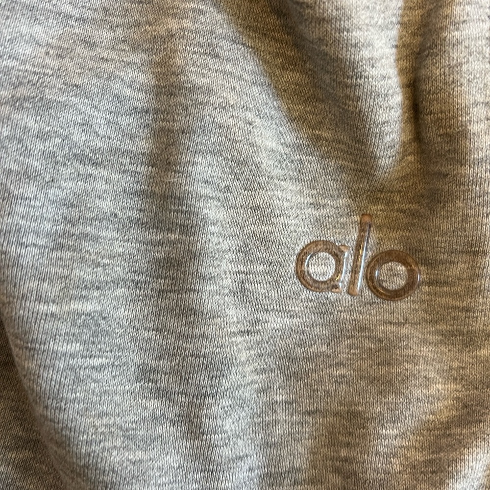 ALO Yoga Gray Sweatpants